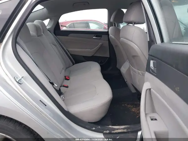 5NPE34AF8JH624608 2018 HYUNDAI SONATA - Image 8