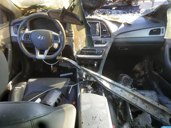 5NPE34AF8JH631008 2018 HYUNDAI SONATA - Image 8