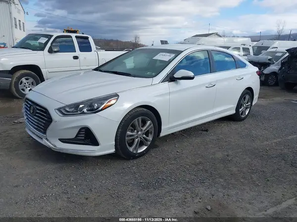 5NPE34AF8JH633499 2018 HYUNDAI SONATA - Image 2