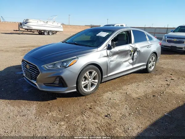 5NPE34AF8JH636130 2018 HYUNDAI SONATA - Image 2