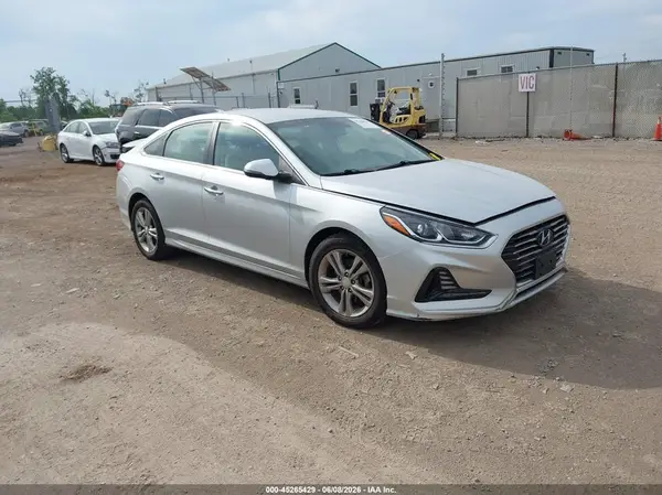 5NPE34AF8JH638458 2018 HYUNDAI SONATA - Image 1