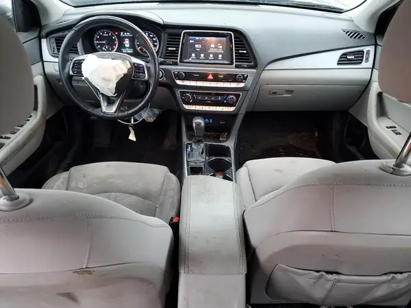 5NPE34AF8JH645913 2018 HYUNDAI SONATA - Image 8