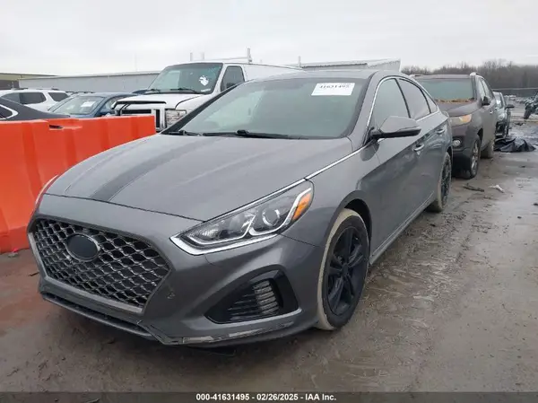 5NPE34AF8JH654241 2018 HYUNDAI SONATA - Image 2