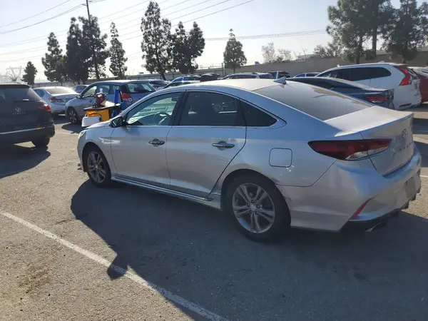 5NPE34AF8JH655146 2018 HYUNDAI SONATA - Image 2