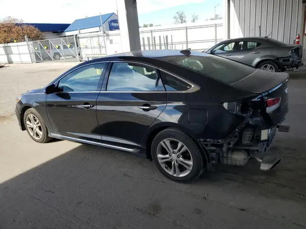 5NPE34AF8JH665675 2018 HYUNDAI SONATA - Image 2