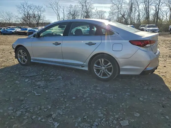 5NPE34AF8JH670083 2018 HYUNDAI SONATA - Image 2