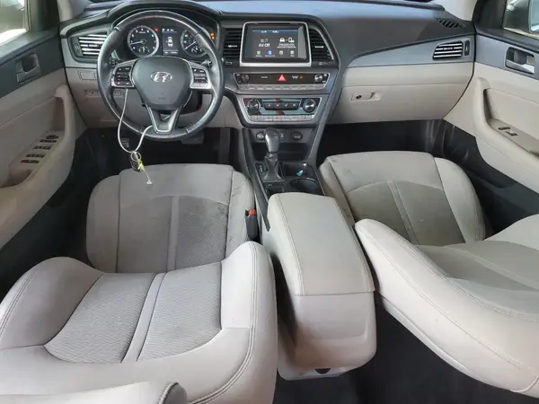 5NPE34AF8JH676269 2018 HYUNDAI SONATA - Image 8