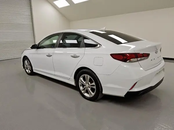 5NPE34AF8JH680919 2018 HYUNDAI SONATA - Image 2