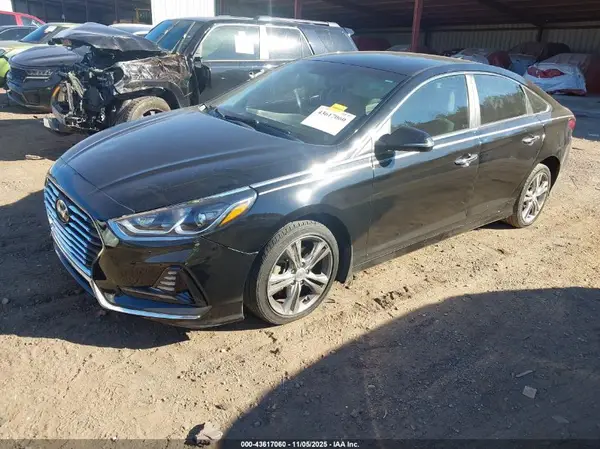 5NPE34AF8JH685859 2018 HYUNDAI SONATA - Image 2