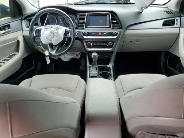 5NPE34AF8JH688633 2018 HYUNDAI SONATA - Image 8