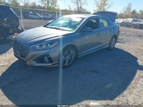 5NPE34AF8JH689331 2018 HYUNDAI SONATA - Image 2
