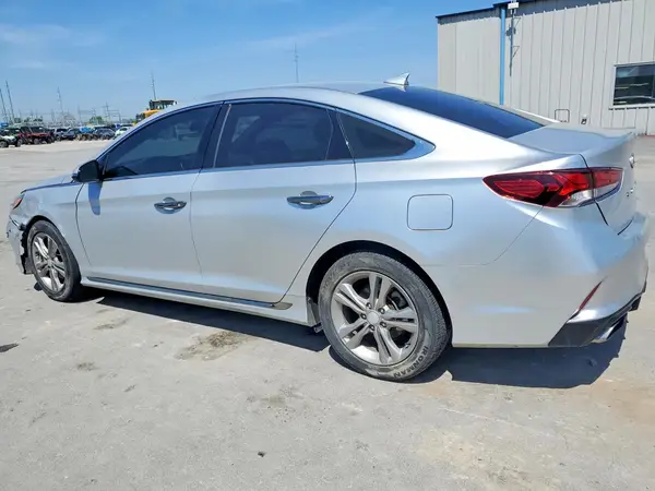 5NPE34AF8JH692021 2018 HYUNDAI SONATA - Image 2