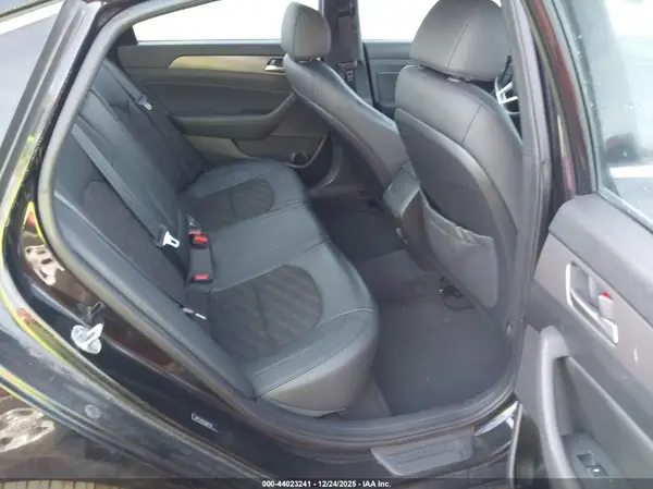 5NPE34AF8JH693198 2018 HYUNDAI SONATA - Image 8