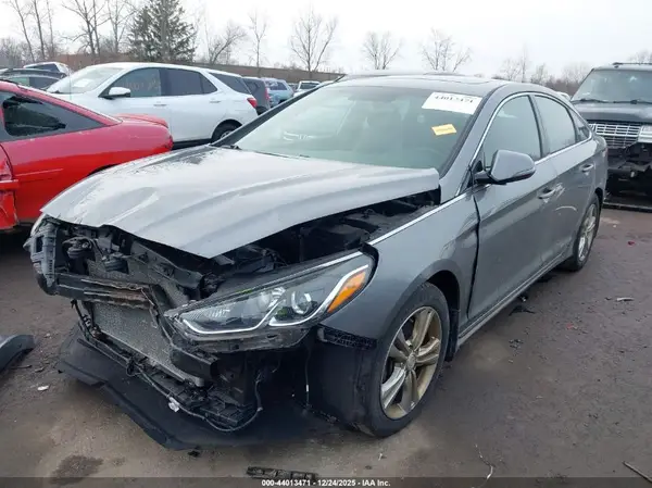 5NPE34AF8JH693461 2018 HYUNDAI SONATA - Image 2