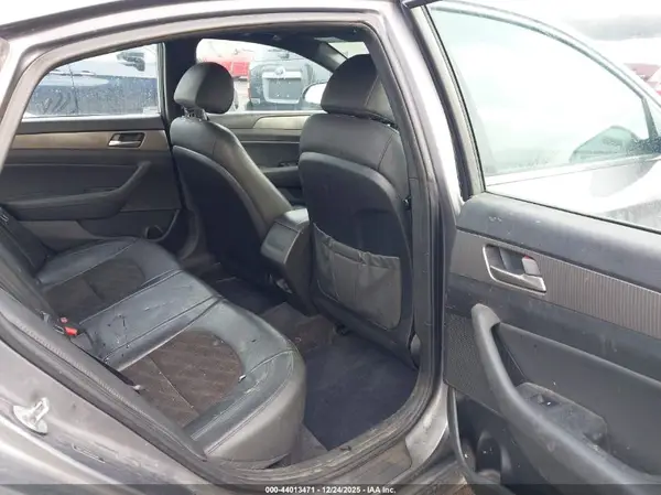 5NPE34AF8JH693461 2018 HYUNDAI SONATA - Image 8