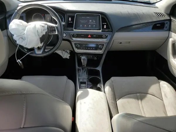 5NPE34AF8JH702790 2018 HYUNDAI SONATA - Image 8