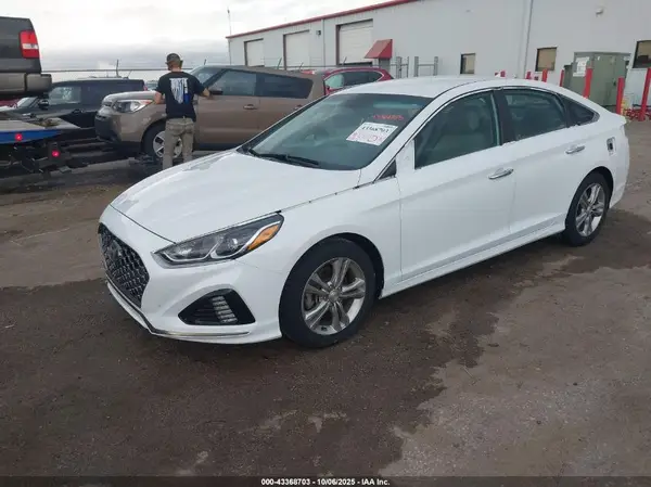 5NPE34AF8JH711490 2018 HYUNDAI SONATA - Image 2