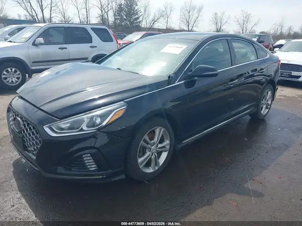 5NPE34AF8JH715281 2018 HYUNDAI SONATA - Image 2
