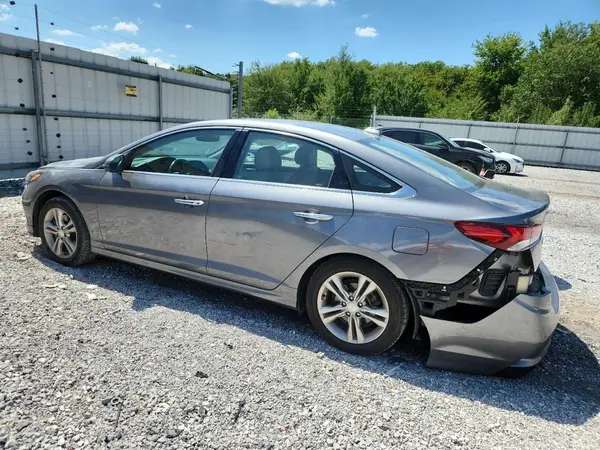 5NPE34AF8JH719556 2018 HYUNDAI SONATA - Image 2