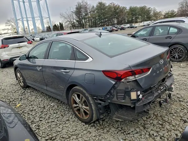 5NPE34AF8JH723073 2018 HYUNDAI SONATA - Image 2