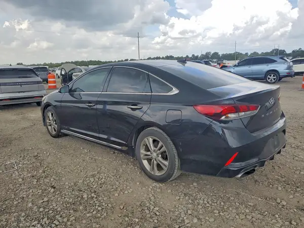 5NPE34AF8JH725051 2018 HYUNDAI SONATA - Image 2