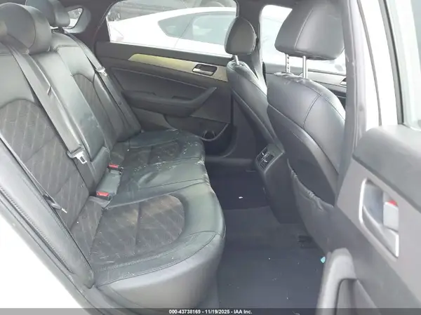 5NPE34AF8JH727589 2018 HYUNDAI SONATA - Image 8