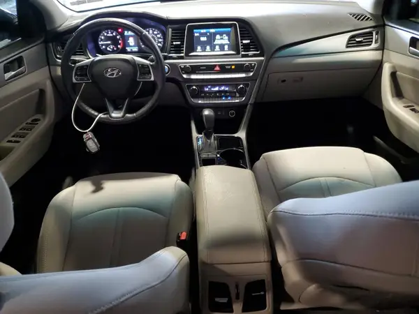 5NPE34AF8KH734835 2019 HYUNDAI SONATA - Image 8