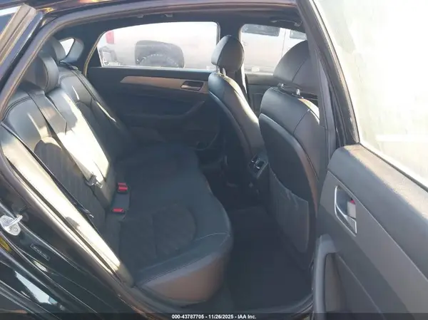 5NPE34AF8KH740053 2019 HYUNDAI SONATA - Image 8