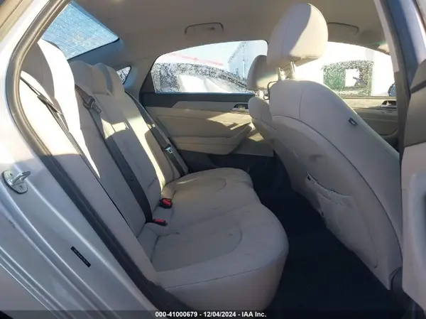 5NPE34AF8KH740294 2019 HYUNDAI SONATA - Image 8