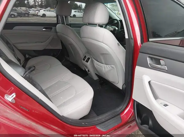 5NPE34AF8KH747388 2019 HYUNDAI SONATA - Image 8