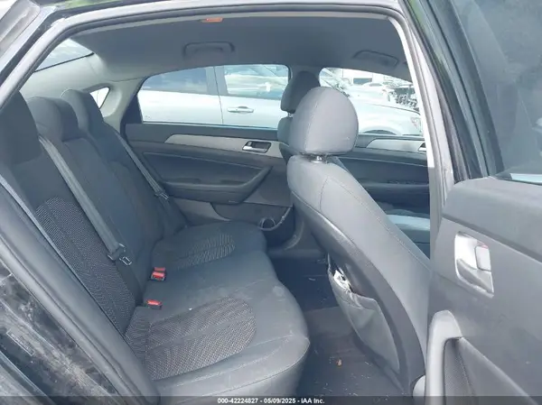 5NPE34AF8KH747973 2019 HYUNDAI SONATA - Image 8