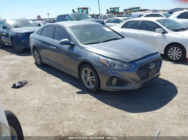 5NPE34AF8KH751764 2019 HYUNDAI SONATA - Image 1