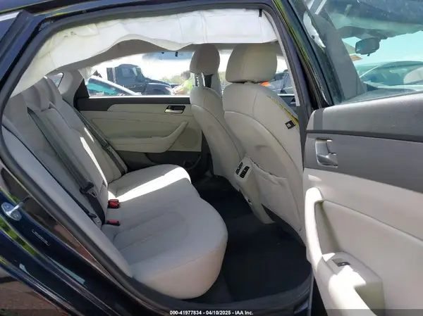 5NPE34AF8KH757581 2019 HYUNDAI SONATA - Image 8