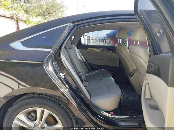 5NPE34AF8KH789365 2019 HYUNDAI SONATA - Image 8