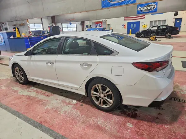 5NPE34AF8KH791696 2019 HYUNDAI SONATA - Image 2