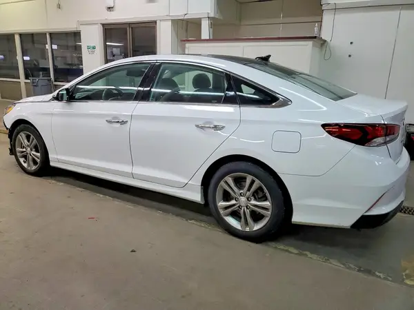 5NPE34AF8KH795229 2019 HYUNDAI SONATA - Image 2