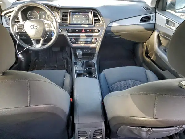 5NPE34AF8KH804575 2019 HYUNDAI SONATA - Image 8