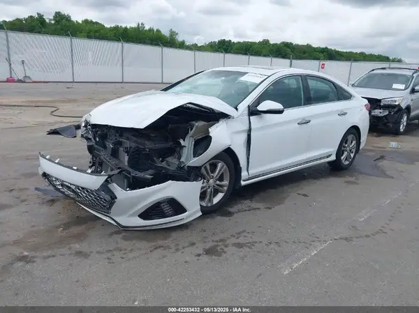 5NPE34AF8KH816113 2019 HYUNDAI SONATA - Image 2