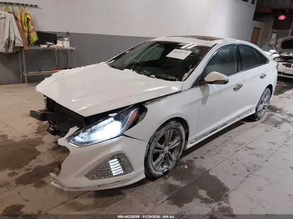 5NPE34AF8KH820775 2019 HYUNDAI SONATA - Image 2