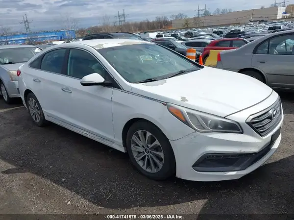 5NPE34AF9GH305064 2016 HYUNDAI SONATA - Image 1