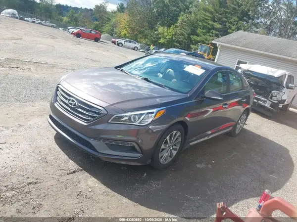 5NPE34AF9GH311625 2016 HYUNDAI SONATA - Image 2
