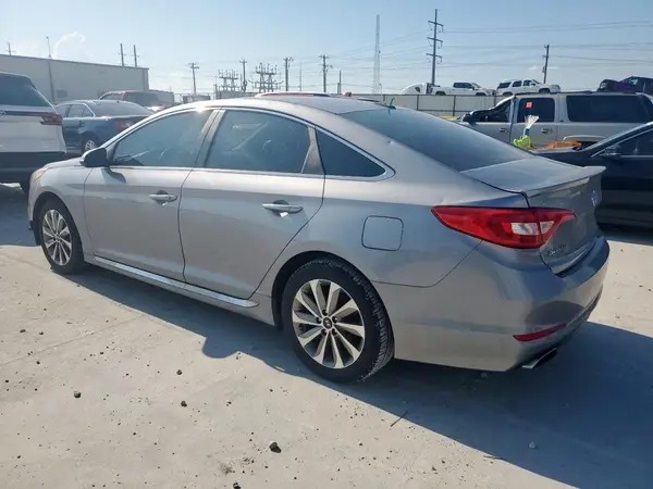 5NPE34AF9GH323645 2016 HYUNDAI SONATA - Image 2