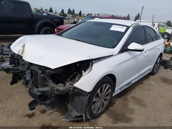 5NPE34AF9GH329204 2016 HYUNDAI SONATA - Image 2