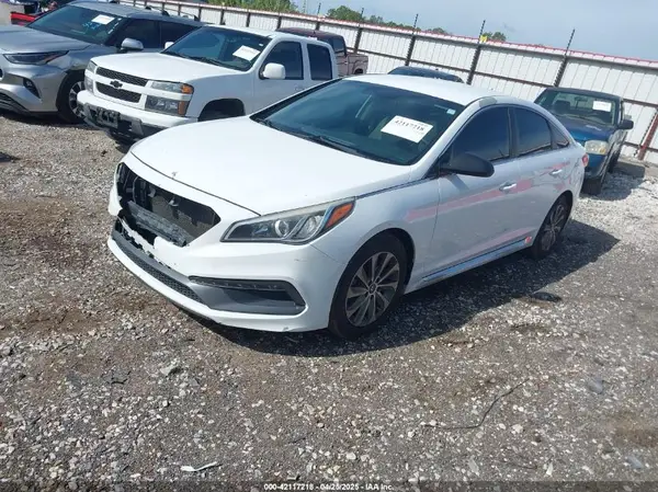 5NPE34AF9GH330255 2016 HYUNDAI SONATA - Image 2