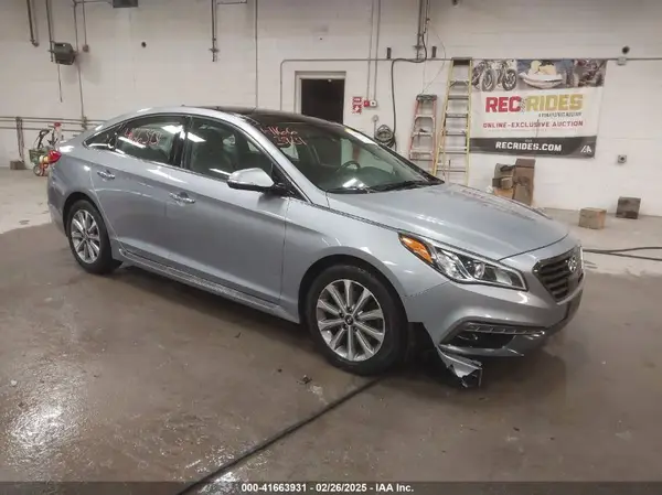 5NPE34AF9GH333592 2016 HYUNDAI SONATA - Image 1