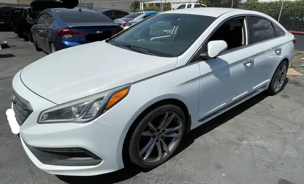 5NPE34AF9GH352353 2016 HYUNDAI SONATA - Image 2