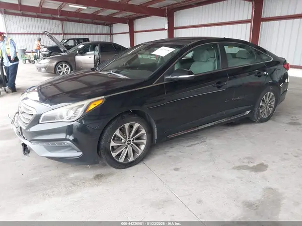 5NPE34AF9GH367516 2016 HYUNDAI SONATA - Image 2