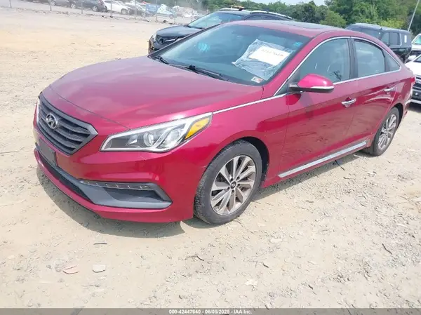 5NPE34AF9GH413569 2016 HYUNDAI SONATA - Image 2