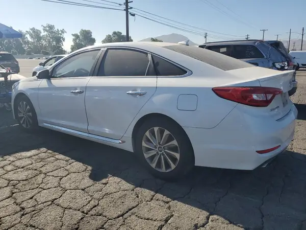 5NPE34AF9GH415841 2016 HYUNDAI SONATA - Image 2