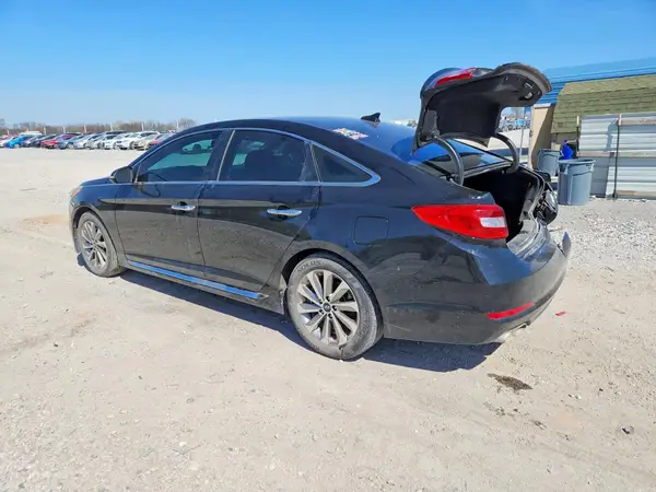 5NPE34AF9GH418075 2016 HYUNDAI SONATA - Image 2